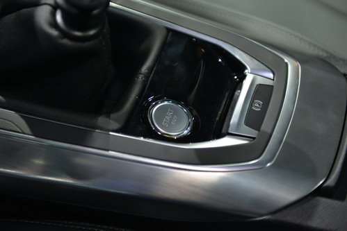 全新一代標(biāo)致308